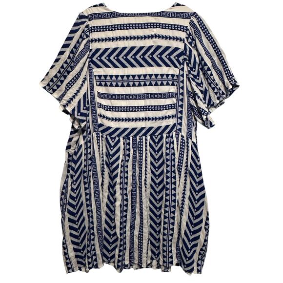 Old Navy V-Neck Swing Dress Womens Size 3X Blue White Jacquard Aztec Boho Mini - Picture 5 of 8